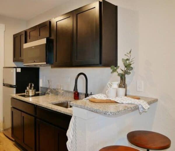 Hip Container Apt - 5 Min Walk To Tiaa Bank Jacksonville Extérieur photo
