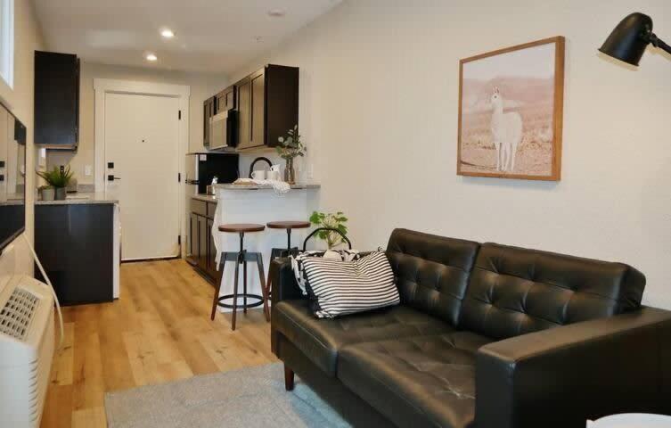 Hip Container Apt - 5 Min Walk To Tiaa Bank Jacksonville Extérieur photo